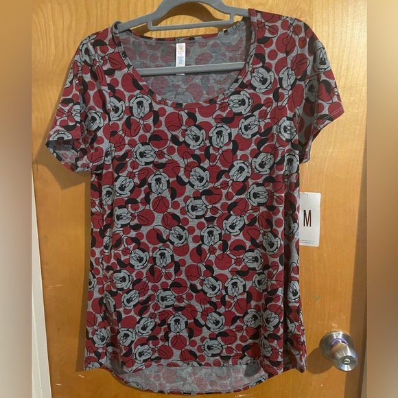 LuLaRoe Tops - LuLa Roe classic T DISNEY Size M